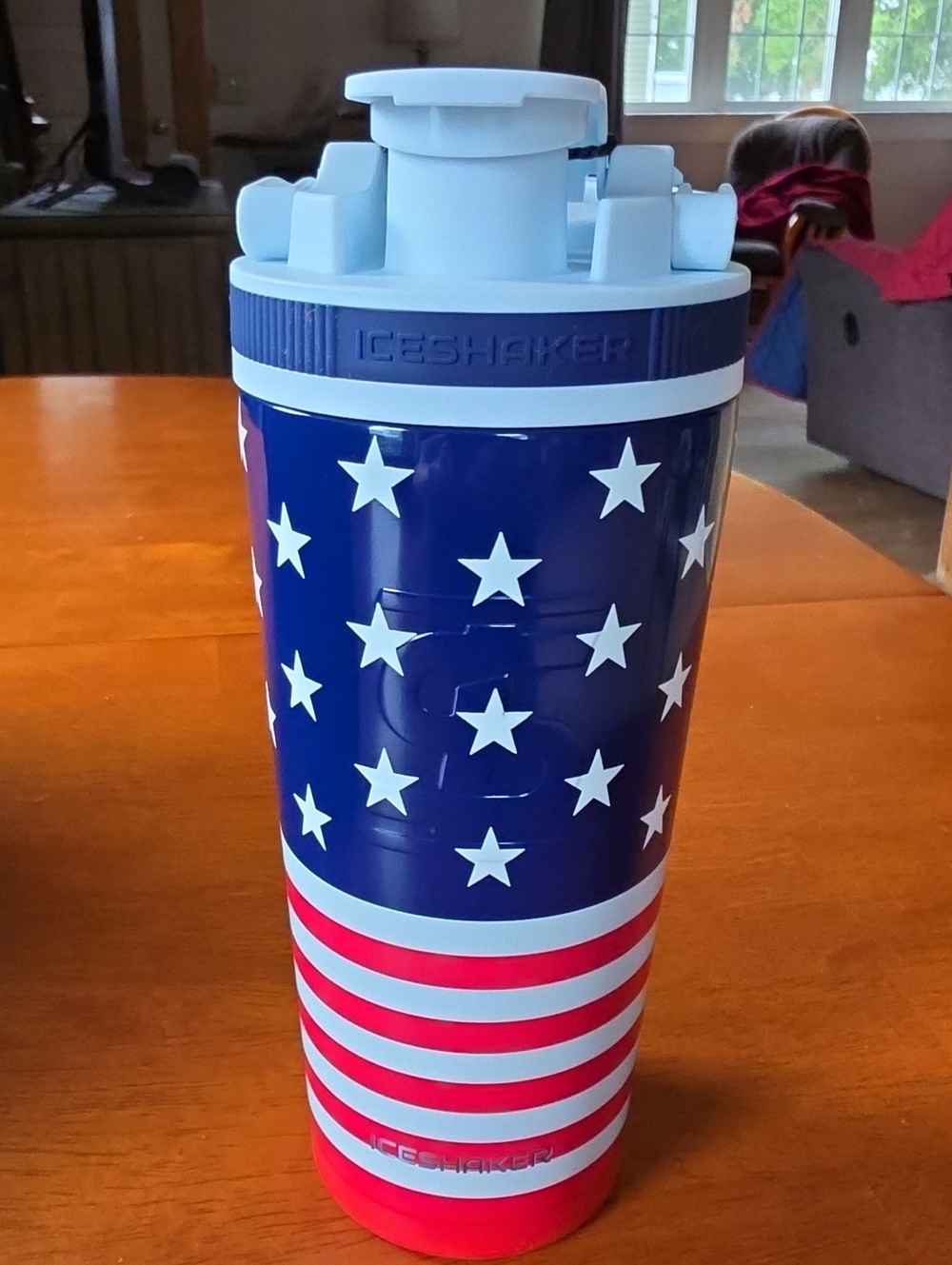 Ice Shaker 26 oz Ice Shaker - Stars & Stripes